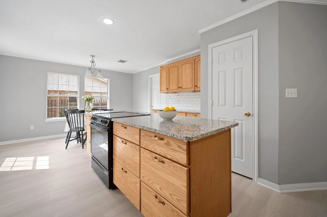Photo of 23243 Laura Lane