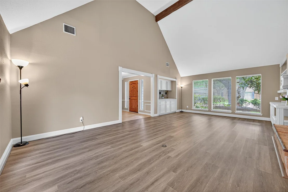 Photo of 18307 Harrow Hill Drive