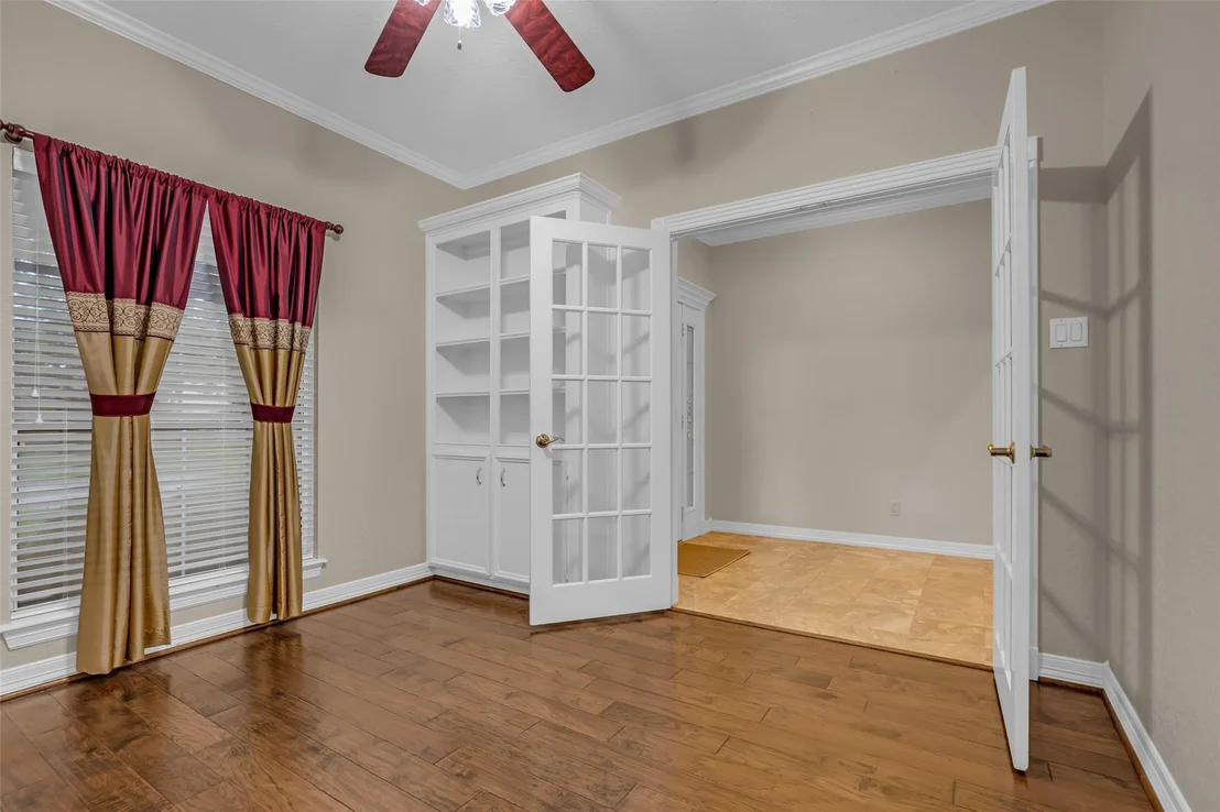 Photo of 3931 Bolivia Drive