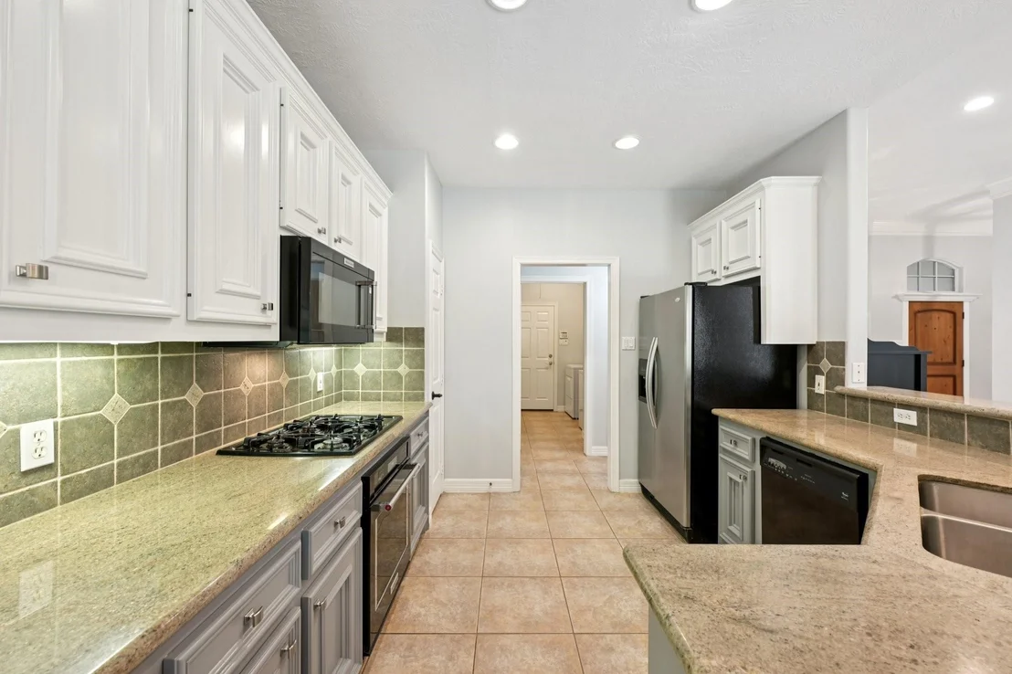 Photo of 7187 Edgewater Drive