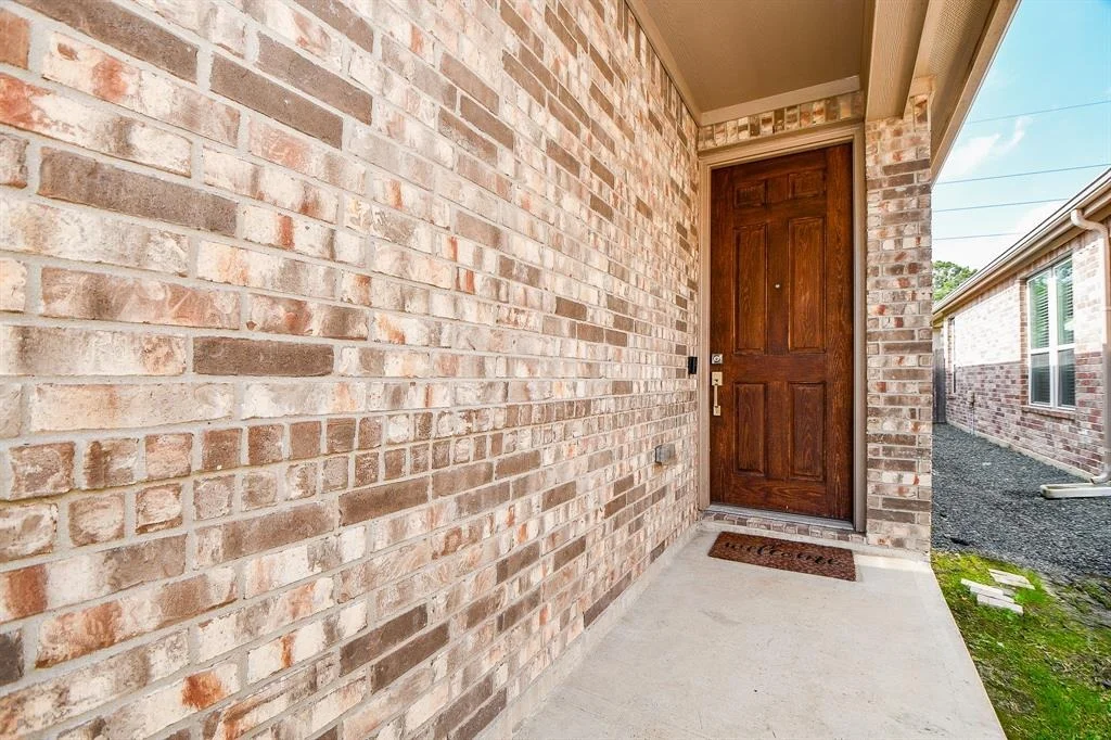 Photo of 6839 Knoll Spring Way
