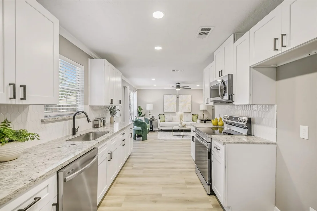 Photo of 8333 Lanham Lane