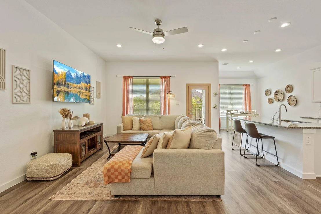 Photo of 565 Newcomb Hollow Drive