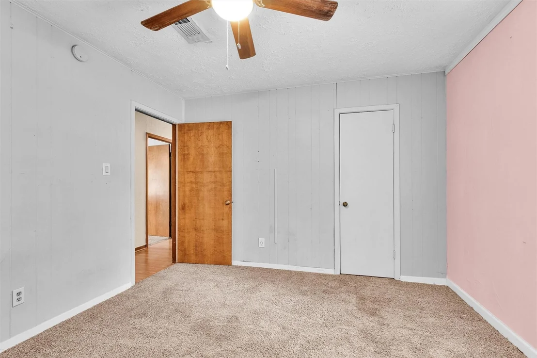 Photo of 13585 Walker Road