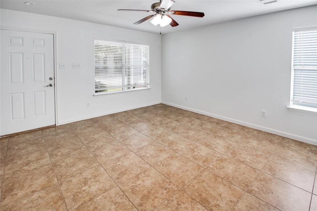 Photo of 11346 Log Cabin Lane