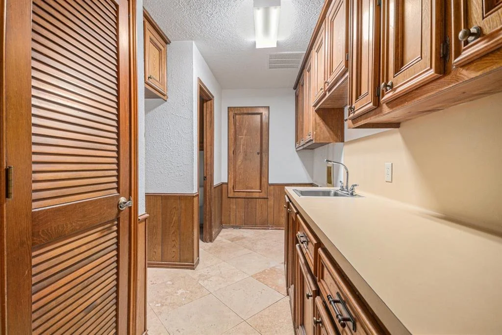 Photo of 2313 Killarney Lane