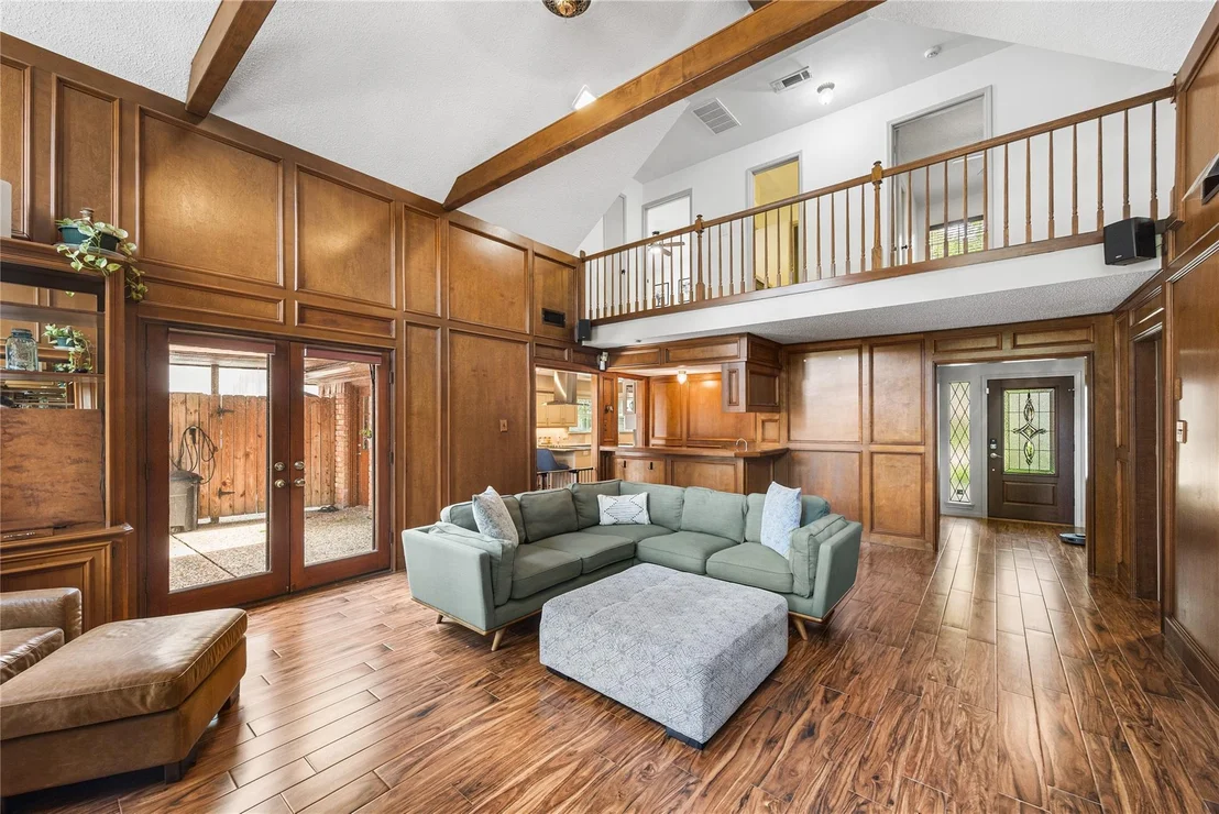 Photo of 2103 River Falls Drive