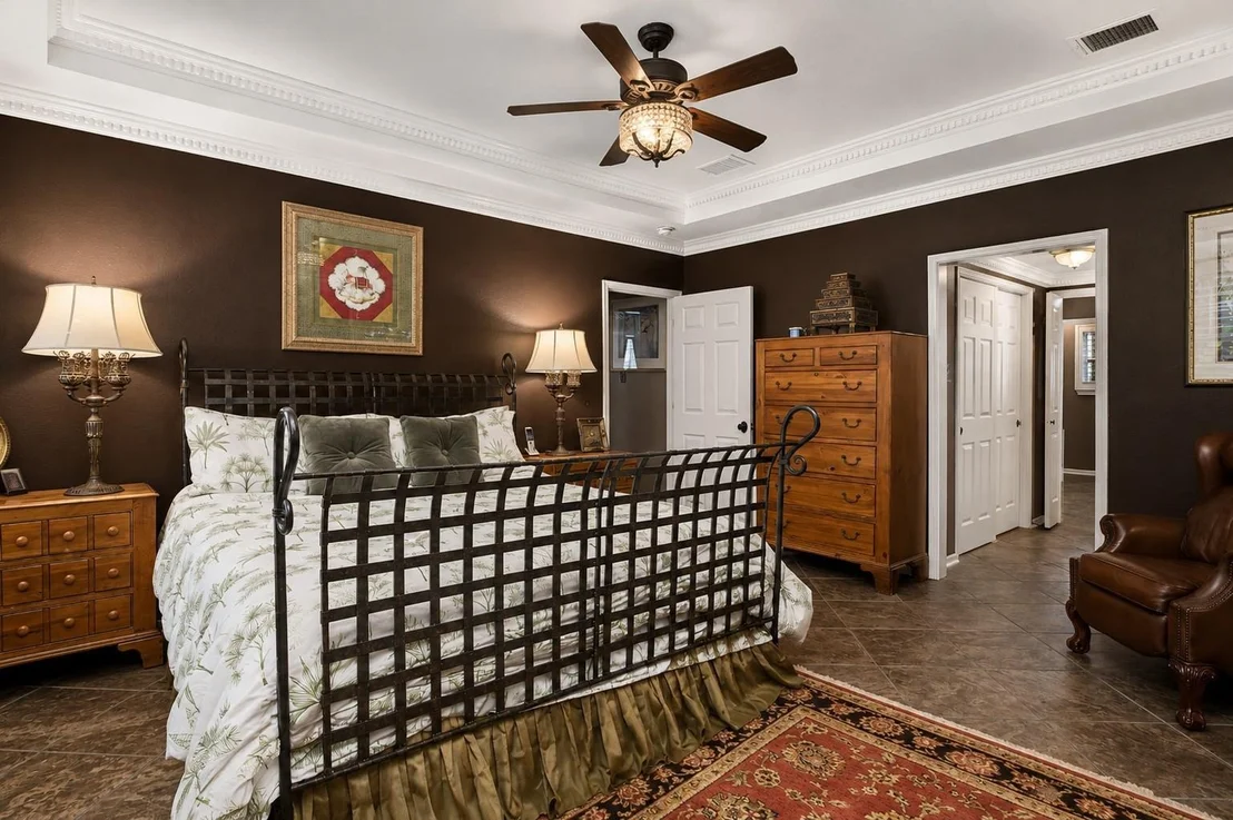 Photo of 22919 Heathercroft Drive