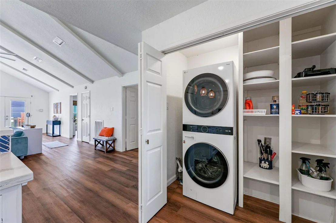 Photo of 4826 Bluewater Drive