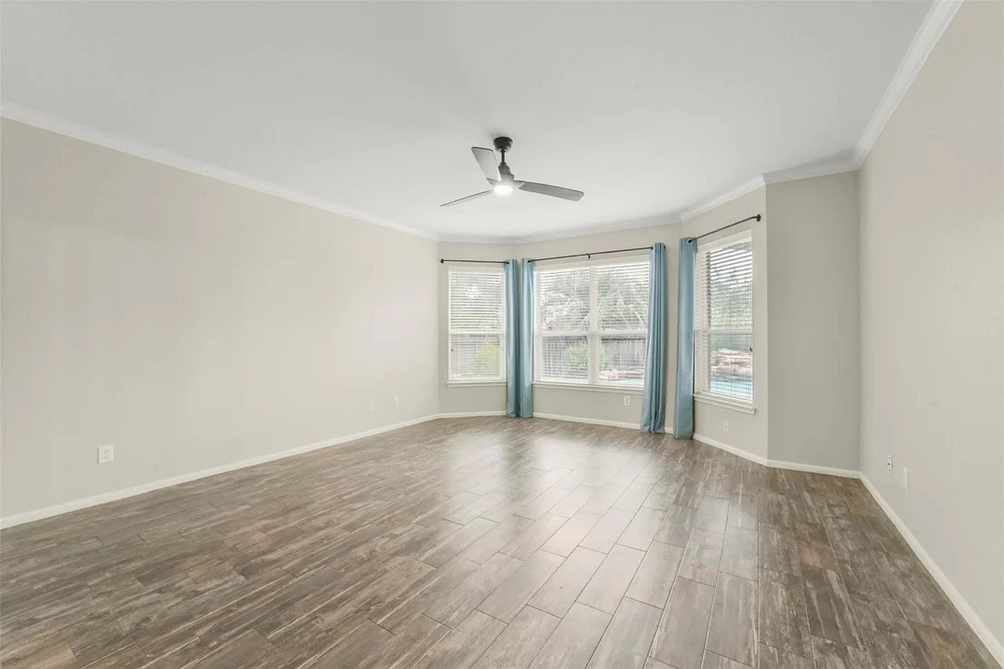 Photo of 15730 Lake Loop Drive