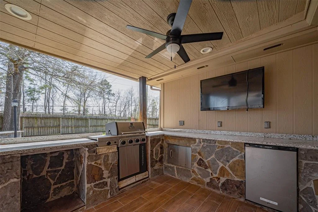 Photo of 2718 Fox Pitt Road