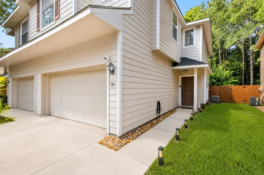 Photo of 55 Ledgestone Place