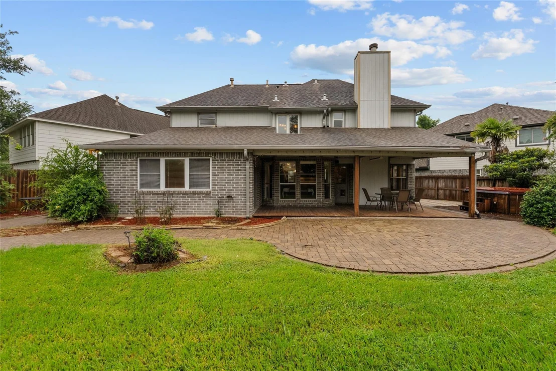 Photo of 1102 Juniper Canyon Lane