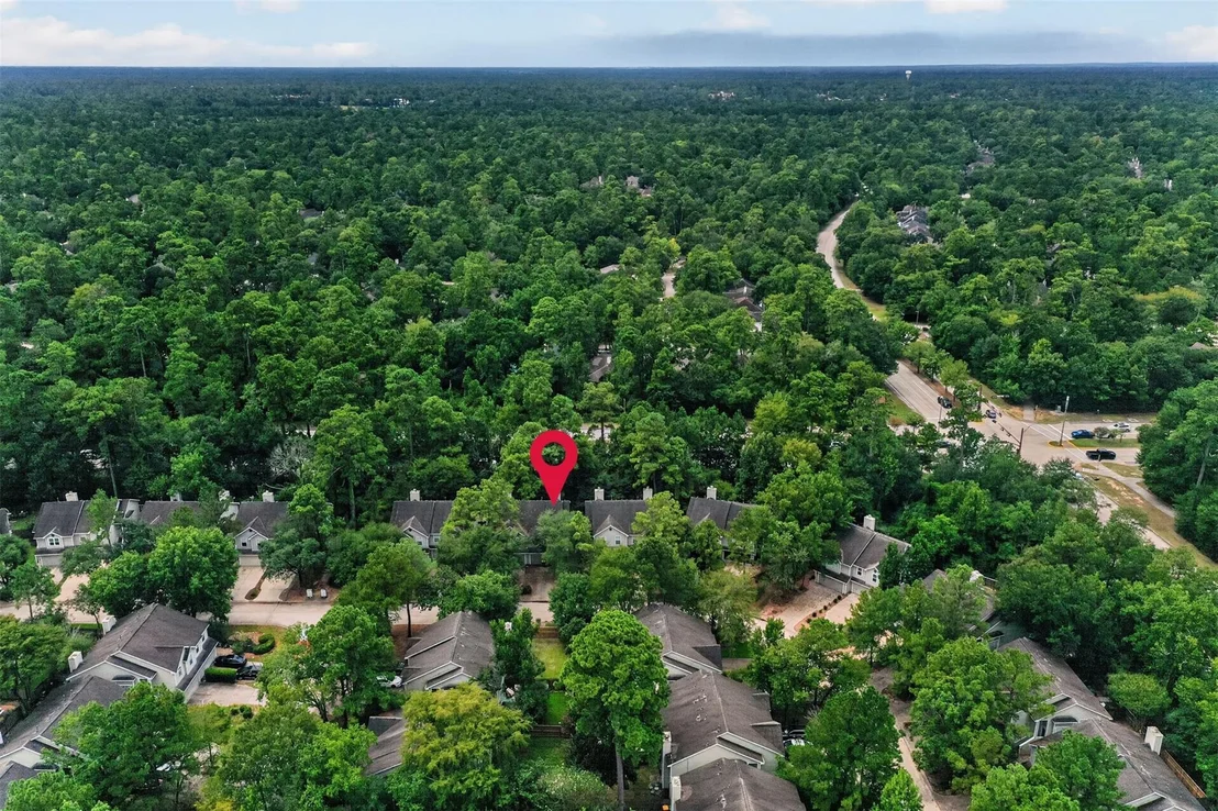 Photo of 130 S Walden Elms Circle