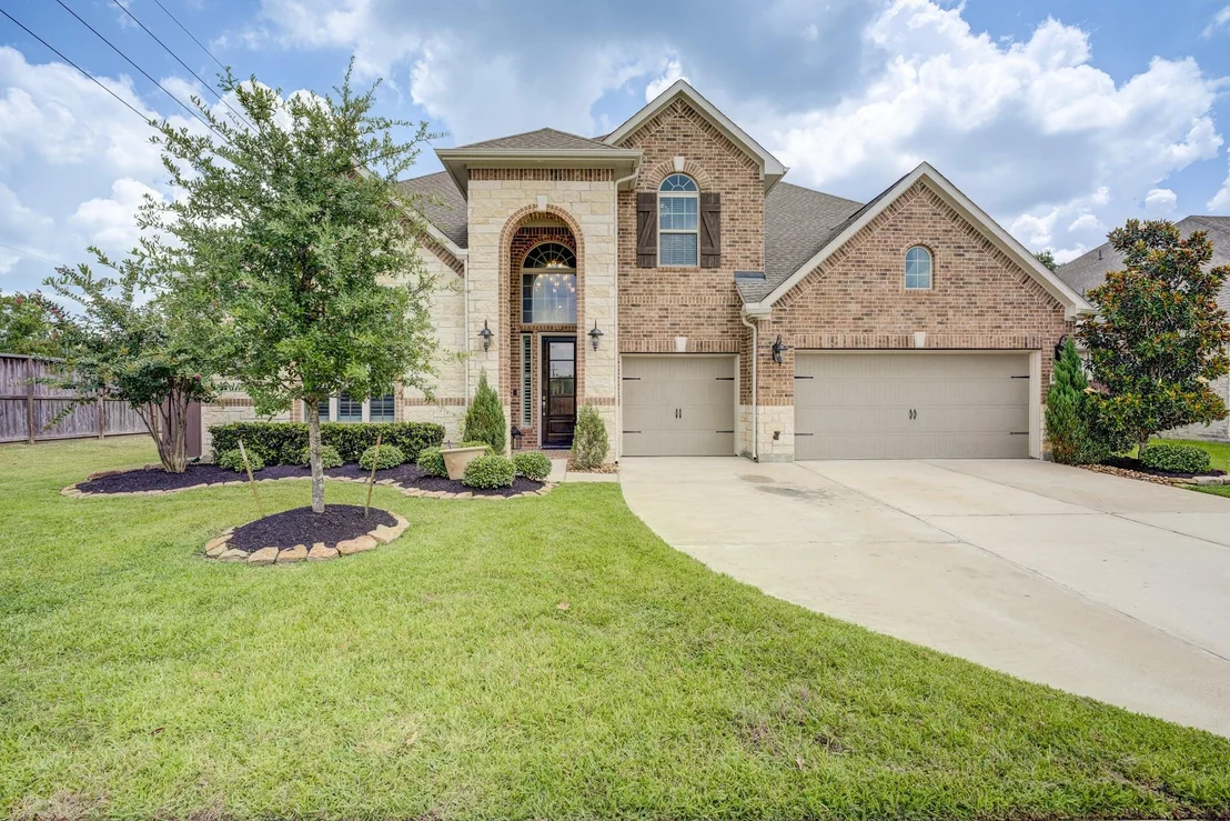 Photo of 16918 Deep Falls Drive
