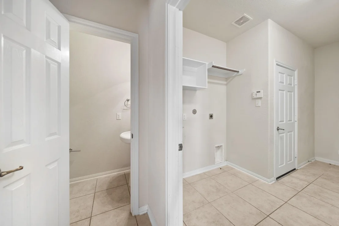 Photo of 6015 Biltmore Court