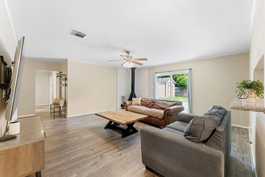 Photo of 10820 Longleaf Drive