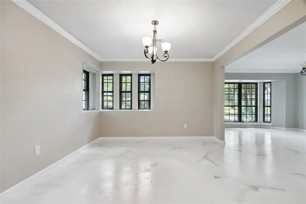Photo of 570 Roanoke Drive