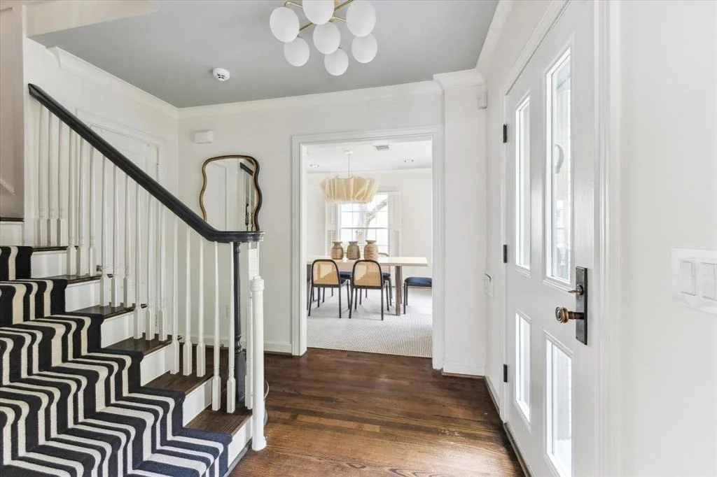 Photo of 2911 Sunset Boulevard