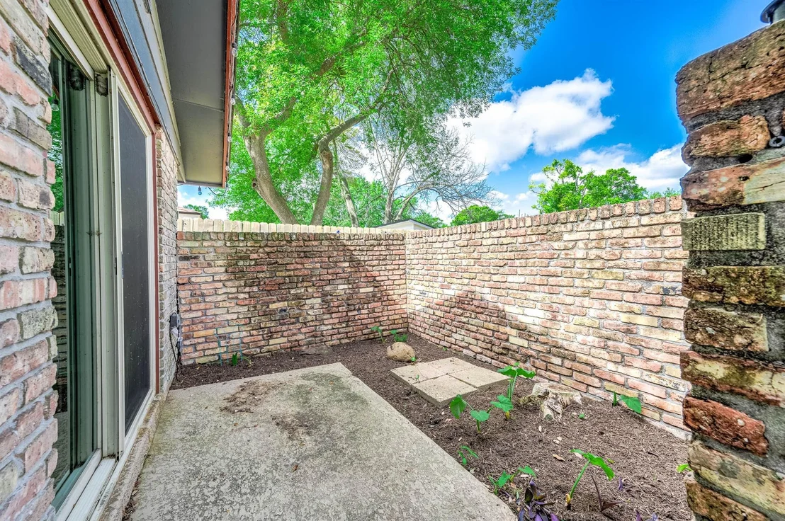 Photo of 1411 Richvale Lane