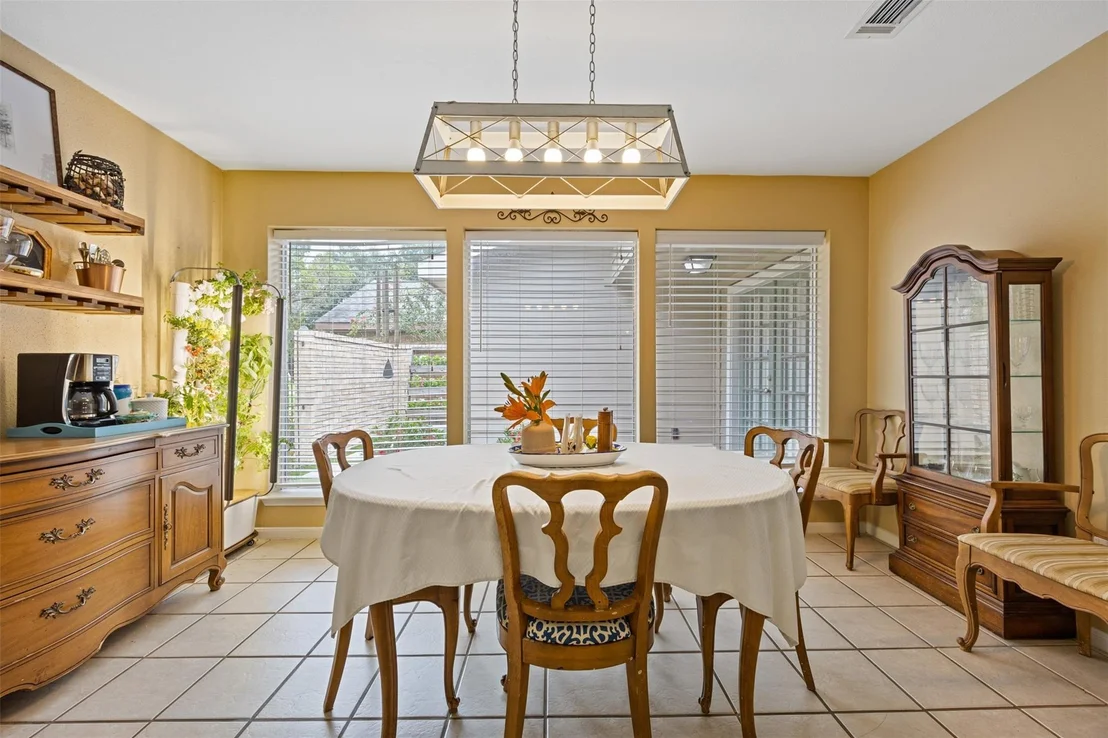 Photo of 3941 Heathersage Drive