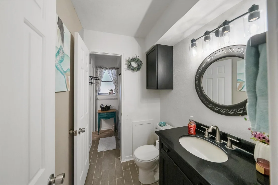 Photo of 2718 Longleaf Pines Drive