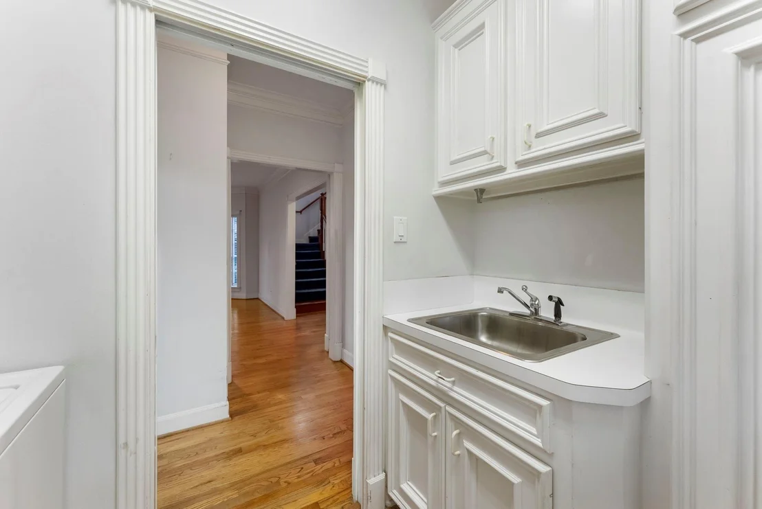 Photo of 4034 Aberdeen Way