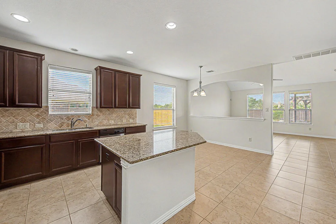 Photo of 2302 Blue Jay Lane