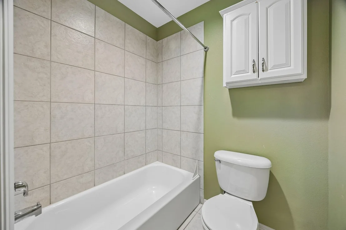 Photo of 1334 Ella Place