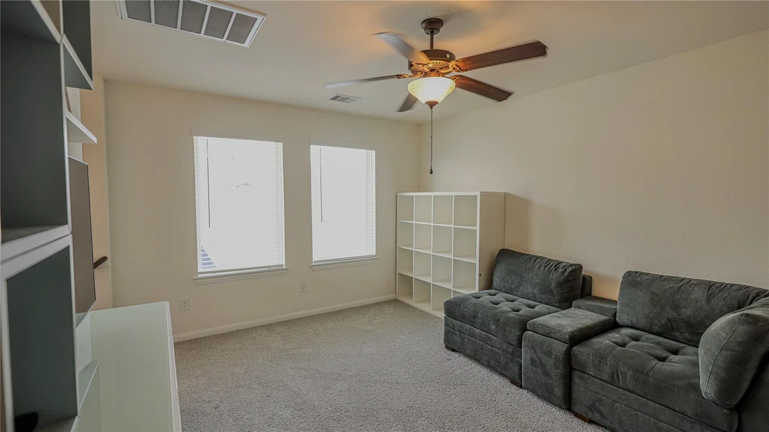 Photo of 402 Flycatcher Court