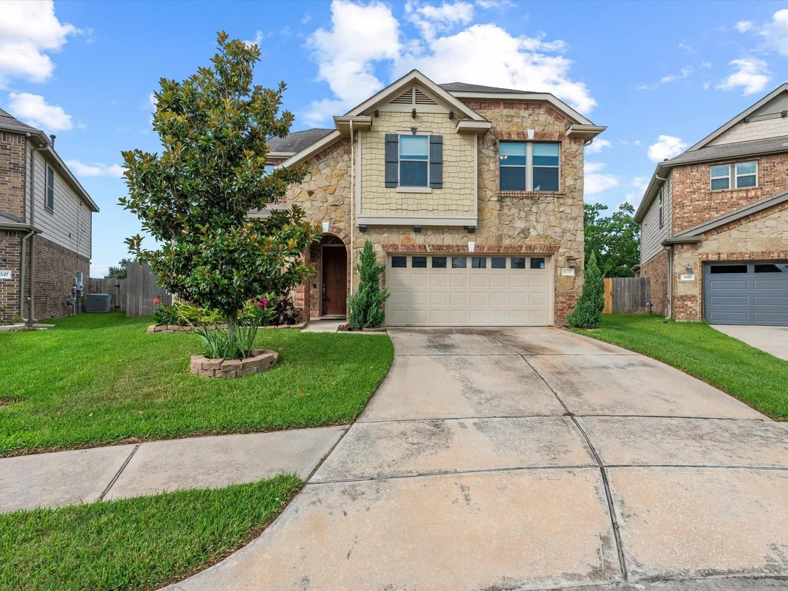 Photo of 16551 Winthrop Bend Drive