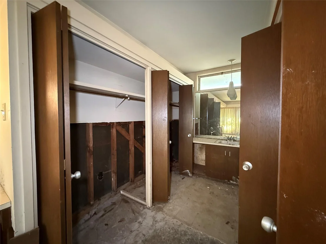 Photo of 9314 Lugary Drive