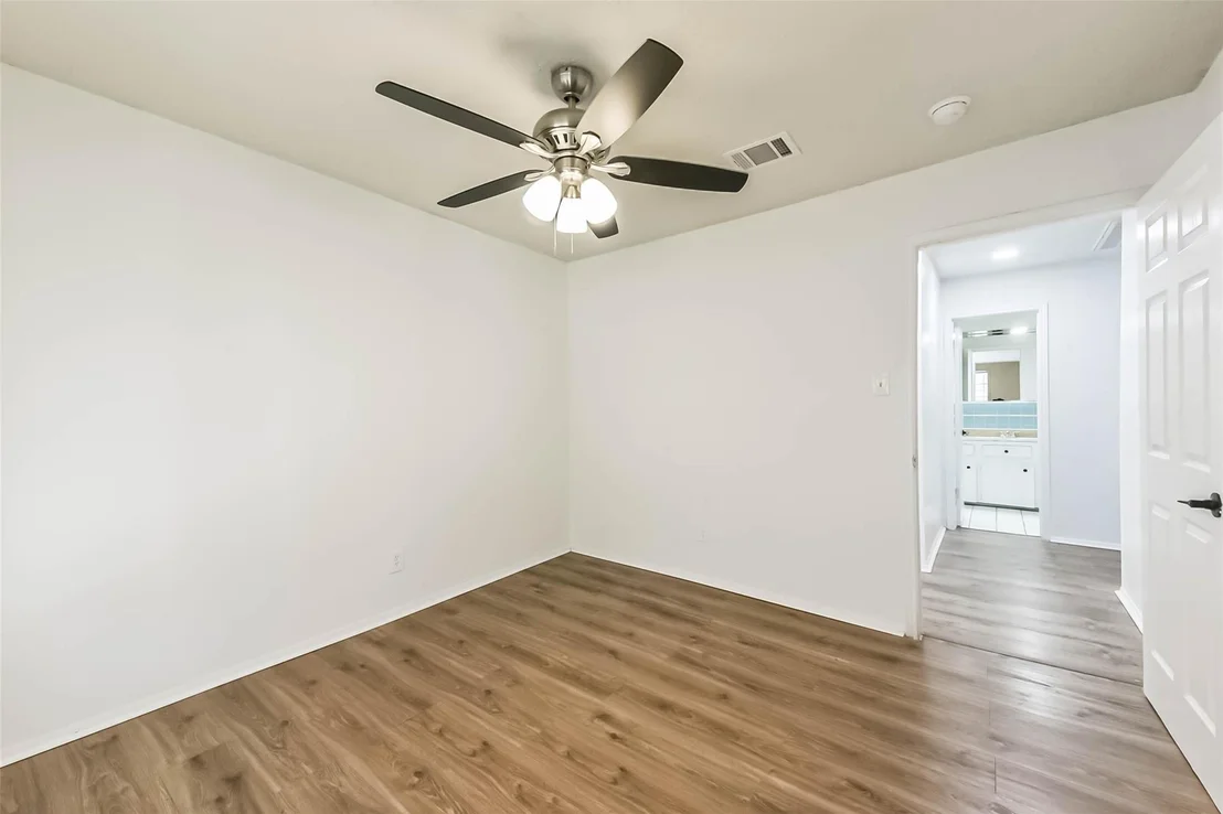 Photo of 6918 Bent Branch Drive