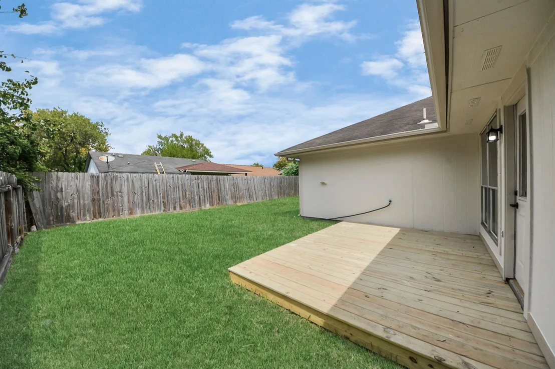 Photo of 15307 Streatham Circle