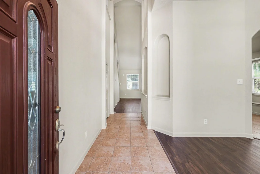 Photo of 4921 Summer Ridge Drive