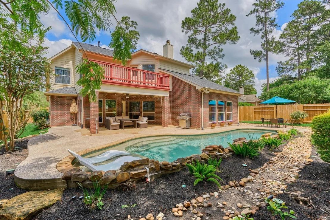 Photo of 11 N French Oaks Circle