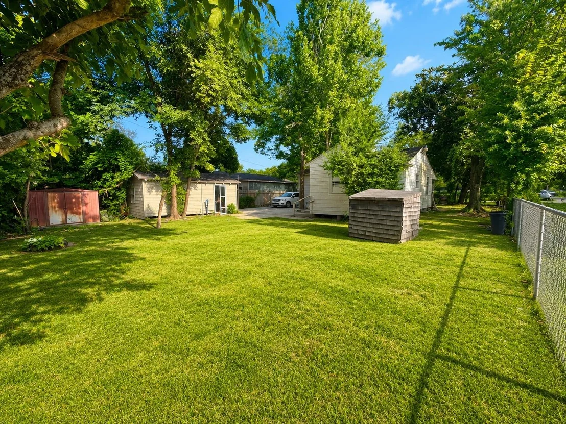 Photo of 6003 Glen Lee Drive