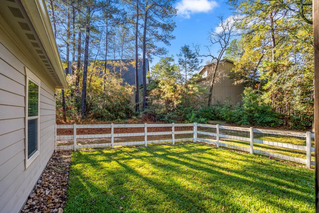 Photo of 120 Ebner Lake Front Drive