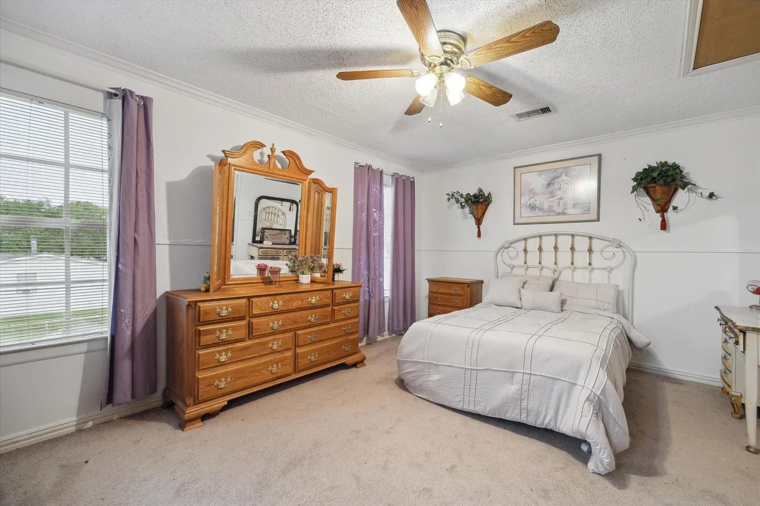 Photo of 803 Hennesey Drive
