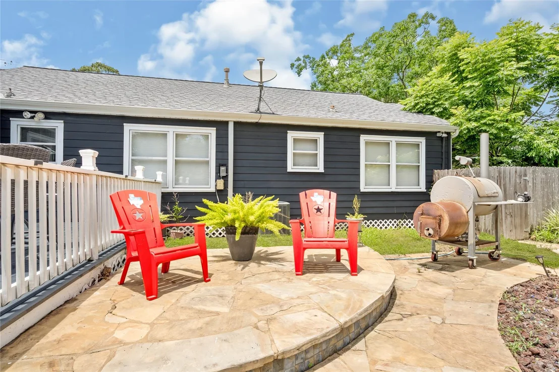 Photo of 2705 Cedar Drive