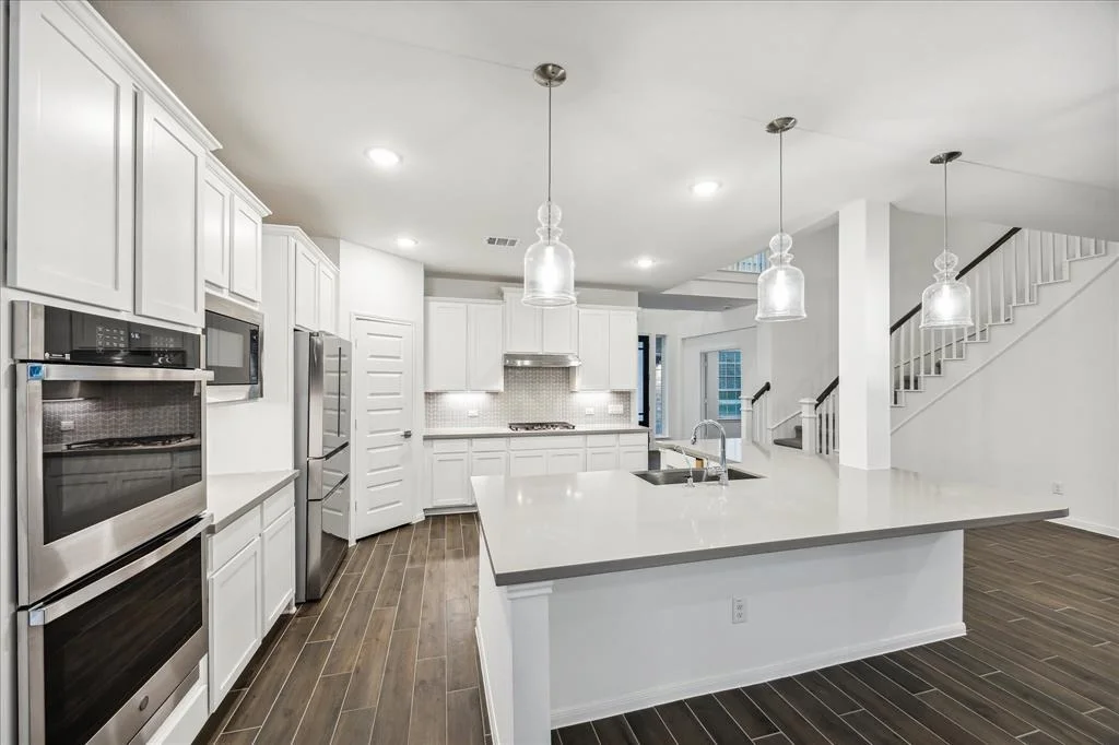 Photo of 4033 Edgewater Terrace Lane