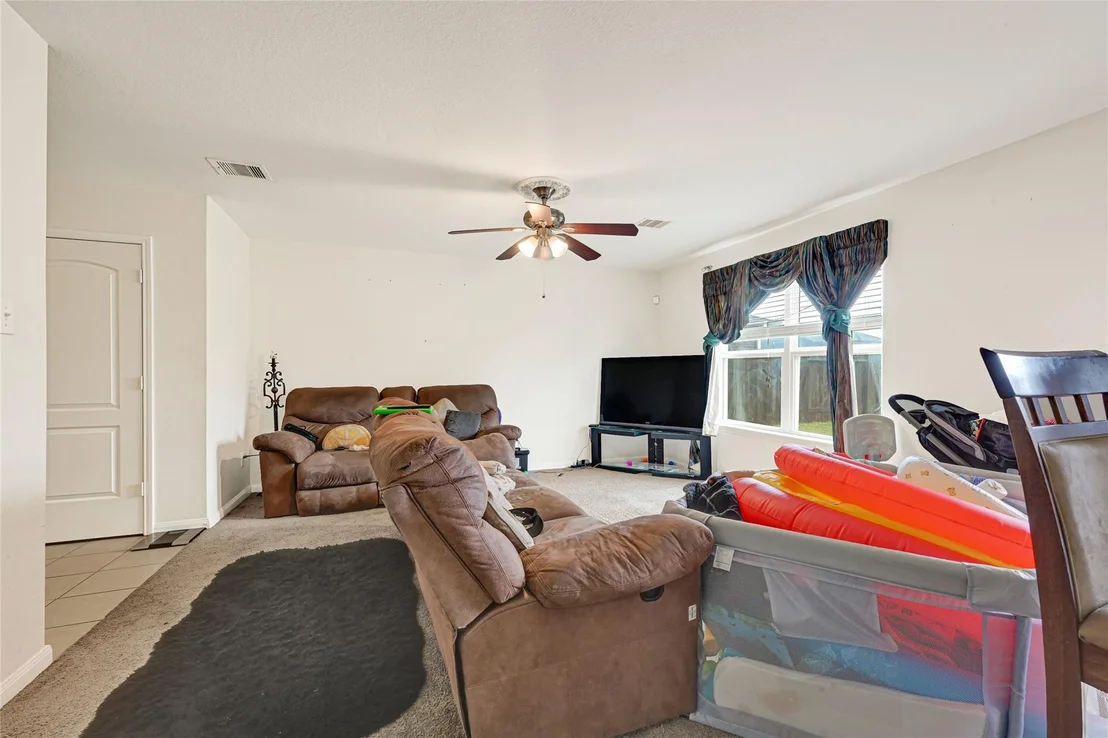 Photo of 106 Mojave Lane