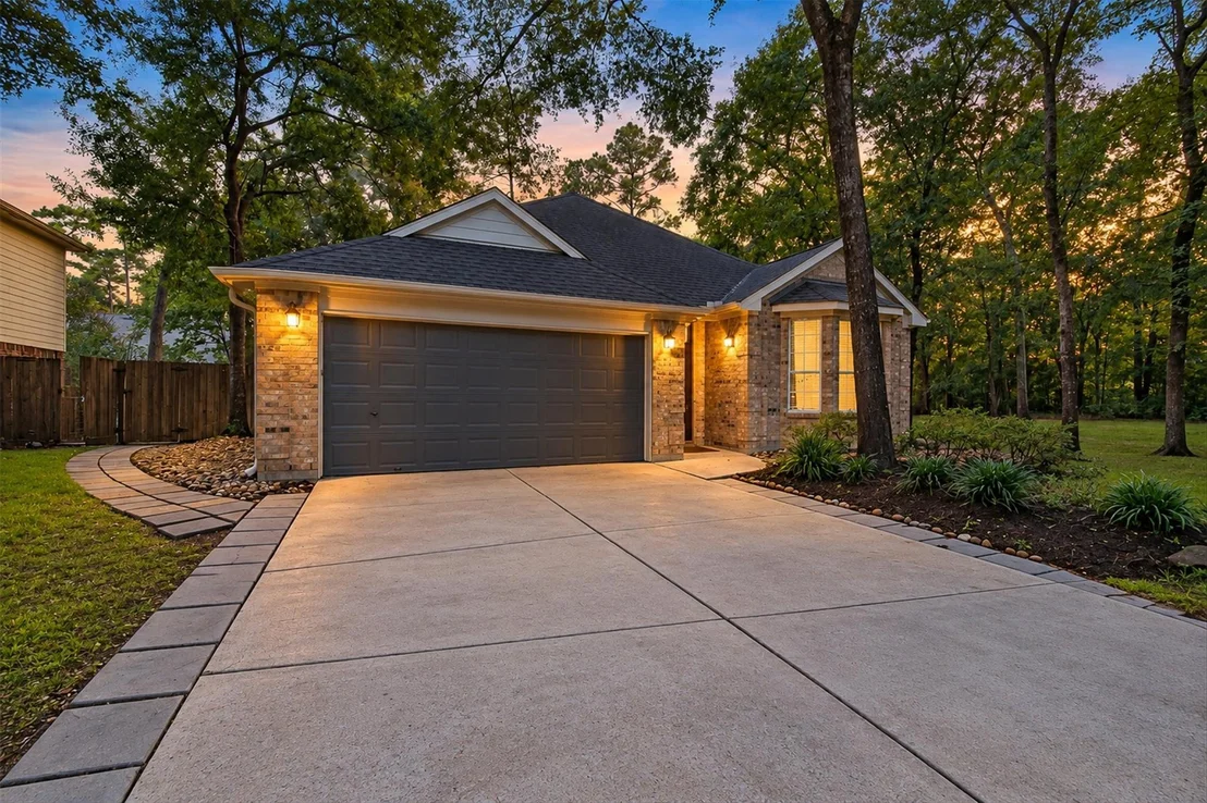 Photo of 19 Cirrus Court