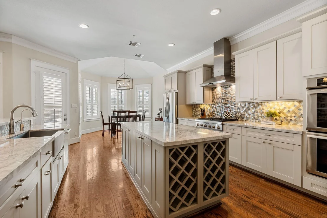 Photo of 1217 Chippendale Road