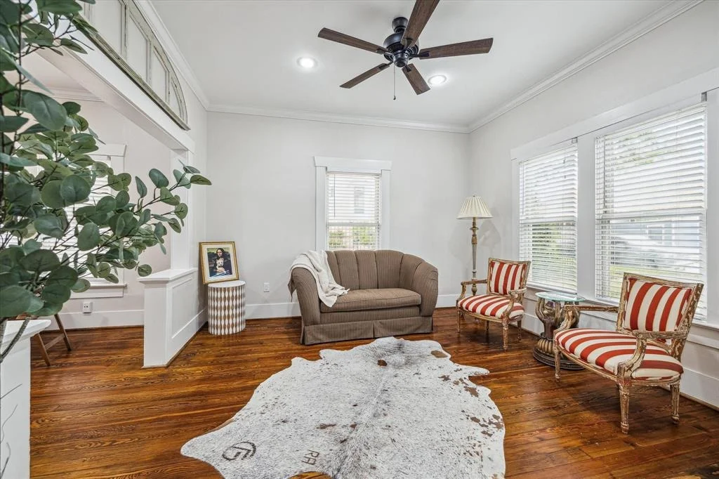 Photo of 415 Harvard Street