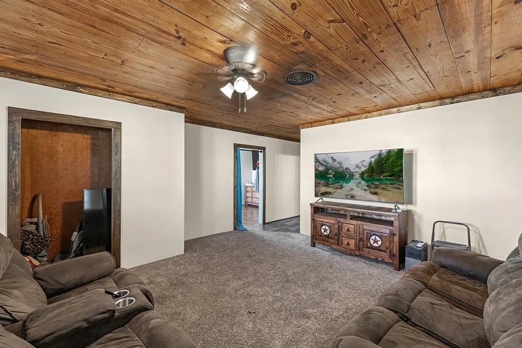 Photo of 716 Jones Road