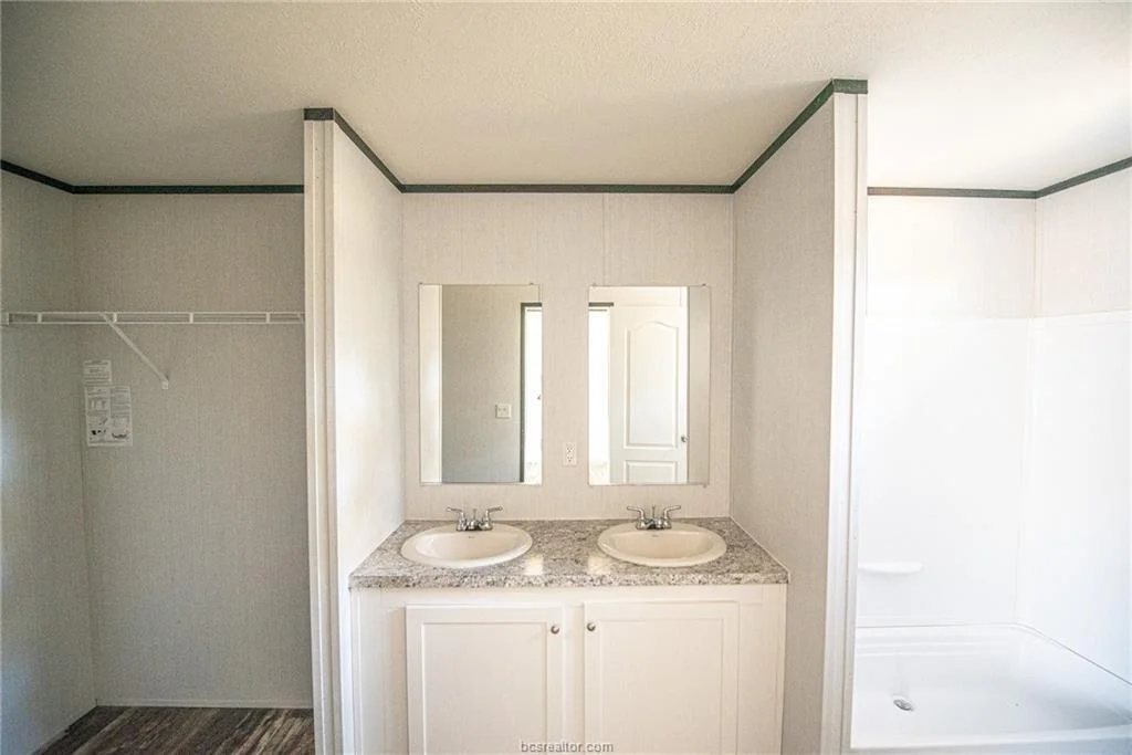 Photo of 551 Boysenberry Road