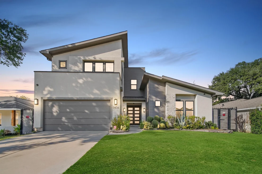 Photo of 5434 Windswept Lane