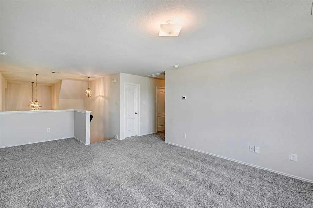 Photo of 652 Woodhaven Lakes Drive