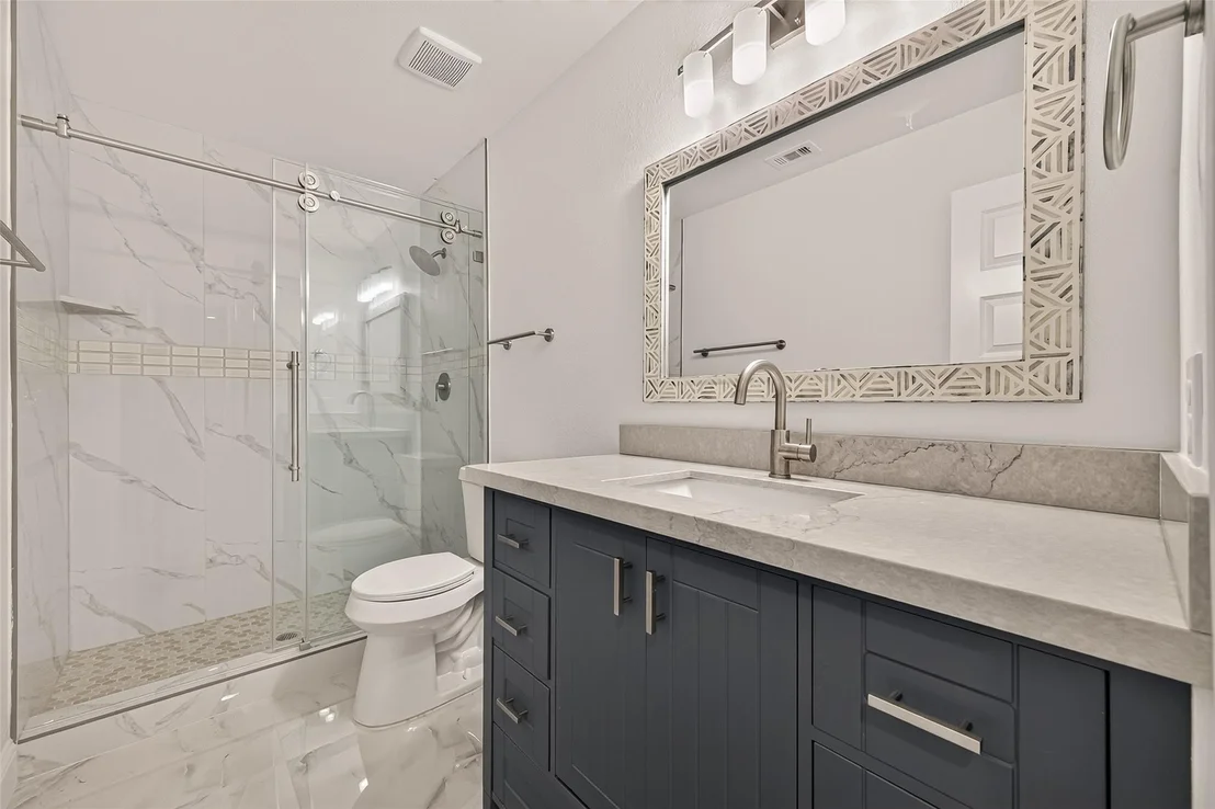 Photo of 2111 Pinecreek Pass Lane